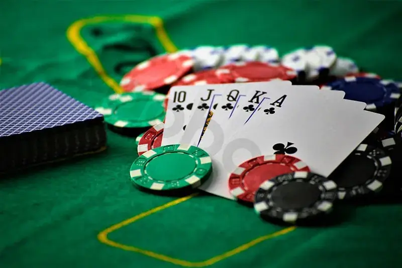 Spela poker hos Winlandia casino